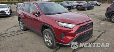 2025 Toyota RAV4 Hybrid XLE - zdjęcie 13 z 28 - miniatura