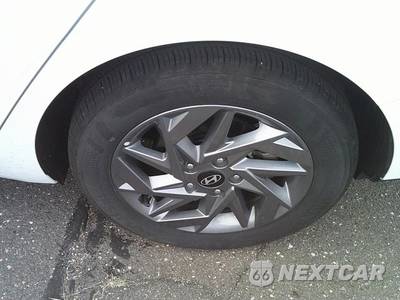 2026 Hyundai Elantra Hybrid Blue - zdjęcie 19 z 29 - miniatura