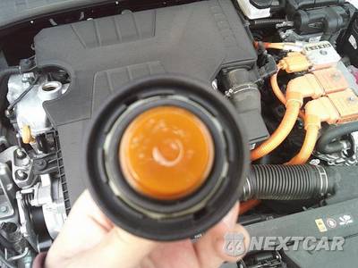 2026 Hyundai Elantra Hybrid Blue - zdjęcie 6 z 29 - miniatura
