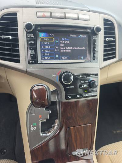 2013 Toyota Venza LE - zdjęcie 11 z 34 - miniatura