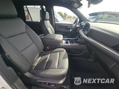2026 Chevrolet Tahoe LT 1LT - zdjęcie 8 z 23 - miniatura