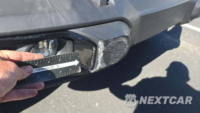 2022 Jeep Gladiator Willys Sport Crew Cab Medium Bed - zdjęcie 20 z 26 - miniatura