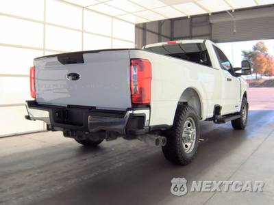 2024 Ford Super Duty F-350 XL Regular Cab Long Bed - zdjęcie 4 z 18 - miniatura