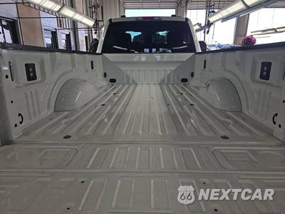 2024 Ford Super Duty F-350 XL Regular Cab Long Bed - zdjęcie 15 z 18 - miniatura