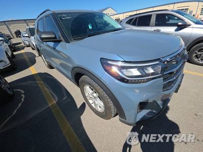 2025 Ford Explorer Active - zdjęcie 3 z 26 - miniatura