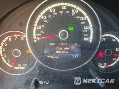 2013 Volkswagen Beetle Convertible Turbo w/Sound & Navigation - zdjęcie 14 z 28 - miniatura