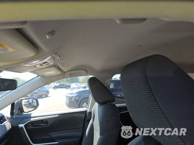 2024 Toyota RAV4 Hybrid LE - zdjęcie 17 z 30 - miniatura