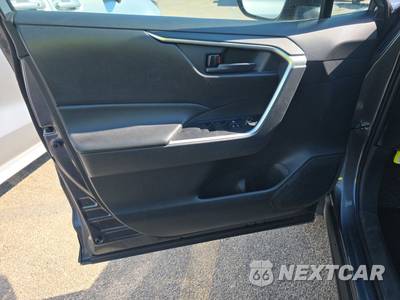 2024 Toyota RAV4 Hybrid LE - zdjęcie 9 z 30 - miniatura