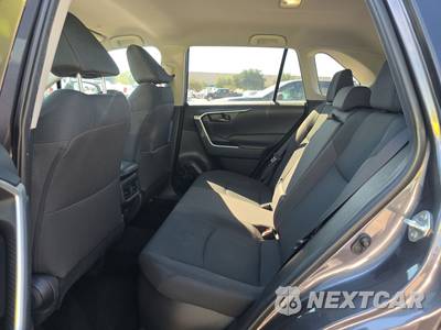 2024 Toyota RAV4 Hybrid LE - zdjęcie 13 z 30 - miniatura