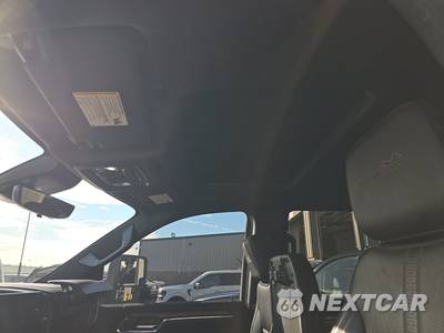2024 Chevrolet Silverado 2500HD High Country Crew Cab Medium Bed 3LZ - zdjęcie 18 z 22 - miniatura