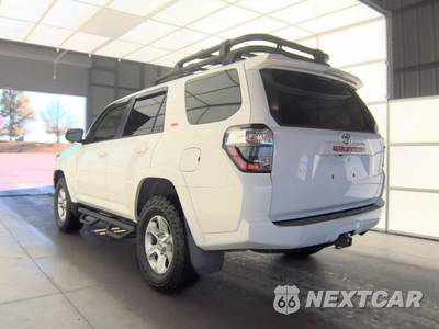 2021 Toyota 4Runner SR5 Premium - zdjęcie 6 z 23 - miniatura
