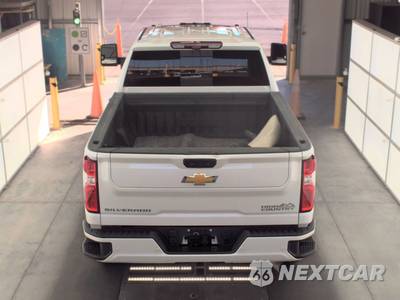 2024 Chevrolet Silverado 2500HD High Country Crew Cab Medium Bed 3LZ - zdjęcie 5 z 22 - miniatura