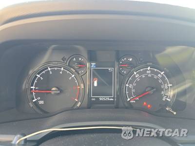 2021 Toyota 4Runner SR5 Premium - zdjęcie 12 z 23 - miniatura