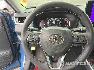 2023 Toyota RAV4 TRD Off-Road - zdjęcie 10 z 22 - miniatura