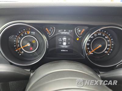 2023 Jeep Gladiator Sport Crew Cab Medium Bed - zdjęcie 12 z 22 - miniatura