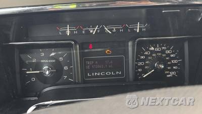 2014 Lincoln Navigator L - zdjęcie 22 z 39 - miniatura