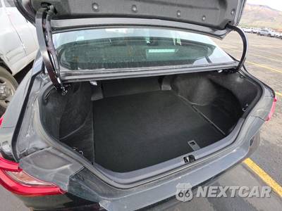 2025 Toyota Camry SE - zdjęcie 17 z 29 - miniatura