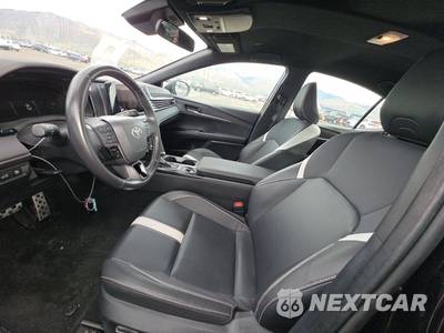 2025 Toyota Camry SE - zdjęcie 7 z 29 - miniatura