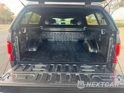 2015 Ford F-150 XLT Extended Cab Medium Bed w/Rear Doors - zdjęcie 27 z 35 - miniatura