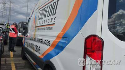 2017 Ford Transit 250 Cargo Van w/RH Sliding Door Medium Roof 147.6" WB - zdjęcie 31 z 53 - miniatura