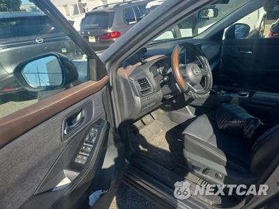 2023 Nissan Rogue SV - zdjęcie 11 z 32 - miniatura
