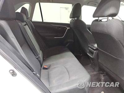 2021 Toyota RAV4 LE - zdjęcie 11 z 14 - miniatura