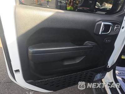 2021 Jeep Wrangler Unlimited Sport Altitude Edition - zdjęcie 15 z 32 - miniatura
