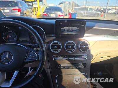 2019 Mercedes-Benz GLC 300 4MATIC - zdjęcie 11 z 35 - miniatura