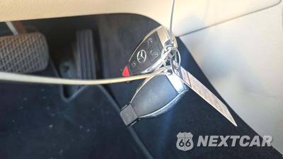 2019 Mercedes-Benz GLC 300 4MATIC - zdjęcie 18 z 35 - miniatura
