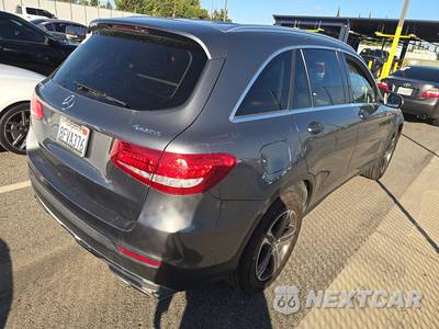 2019 Mercedes-Benz GLC 300 4MATIC - zdjęcie 4 z 35 - miniatura