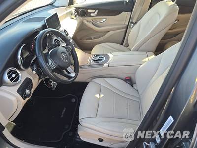 2019 Mercedes-Benz GLC 300 4MATIC - zdjęcie 7 z 35 - miniatura
