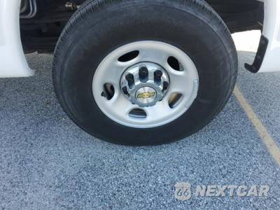 2025 Chevrolet Express 3500 Passenger Van LT 1LT 155.1" WB - zdjęcie 4 z 26 - miniatura