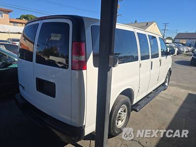 2016 Chevrolet Express 2500 Passenger Van LS 1LS 135.0" WB - zdjęcie 4 z 24 - miniatura