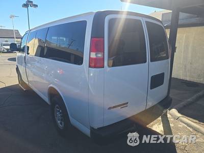 2016 Chevrolet Express 2500 Passenger Van LS 1LS 135.0" WB - zdjęcie 6 z 24 - miniatura