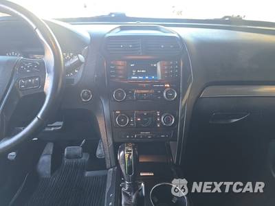 2019 Ford Explorer XLT - zdjęcie 11 z 26 - miniatura