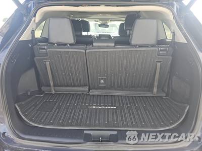 2021 Toyota Highlander XLE - zdjęcie 17 z 24 - miniatura
