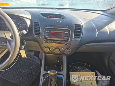 2018 Kia Forte LX Sedan - zdjęcie 11 z 40 - miniatura