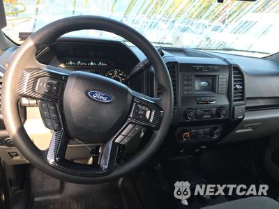 2019 Ford F-150 XL Extended Cab Medium Bed w/Rear Doors - zdjęcie 11 z 29 - miniatura