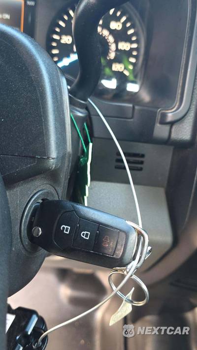 2019 Ford F-150 XL Extended Cab Medium Bed w/Rear Doors - zdjęcie 18 z 29 - miniatura