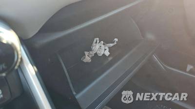 2024 Toyota RAV4 XLE - zdjęcie 33 z 43 - miniatura