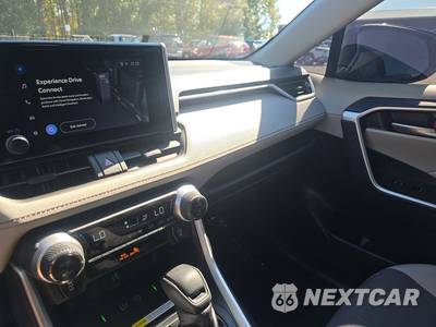 2024 Toyota RAV4 XLE - zdjęcie 11 z 43 - miniatura