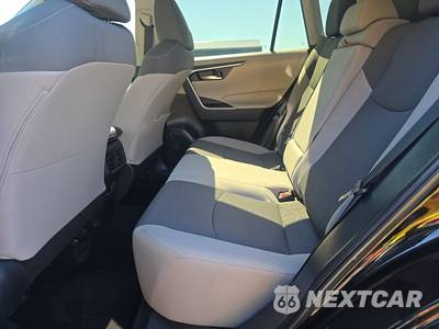 2024 Toyota RAV4 XLE - zdjęcie 13 z 43 - miniatura