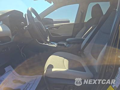 2024 Toyota RAV4 XLE - zdjęcie 7 z 43 - miniatura