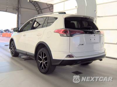 2017 Toyota RAV4 SE - zdjęcie 8 z 51 - miniatura