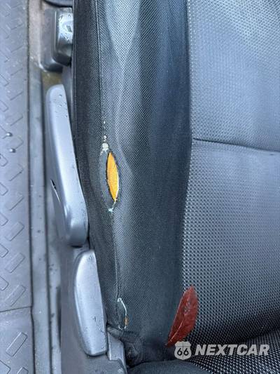 2008 Toyota FJ Cruiser w/Rear Doors - zdjęcie 38 z 41 - miniatura