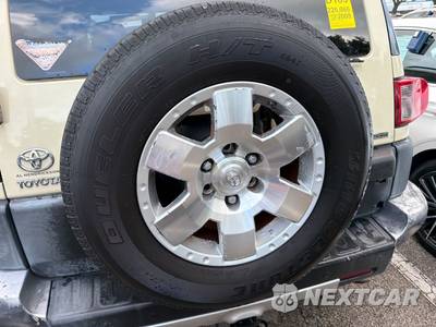 2008 Toyota FJ Cruiser w/Rear Doors - zdjęcie 10 z 41 - miniatura