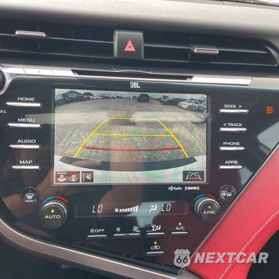2019 Toyota Camry XSE - zdjęcie 14 z 24 - miniatura