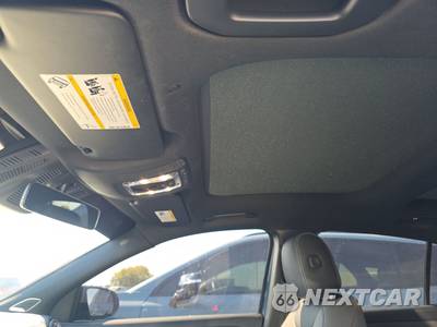 2021 Mercedes-Benz AMG GLA 45 4MATIC - zdjęcie 33 z 40 - miniatura