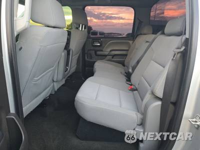 2018 Chevrolet Silverado 1500 Custom Crew Cab Short Bed 1CX - zdjęcie 13 z 31 - miniatura
