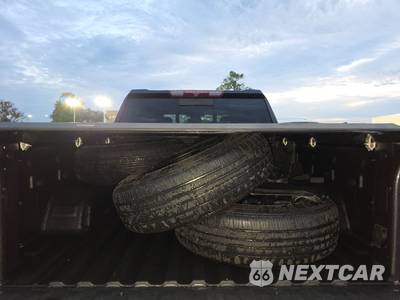 2022 Chevrolet Silverado 1500 ZR2 Crew Cab Short Bed 3LT - zdjęcie 16 z 25 - miniatura